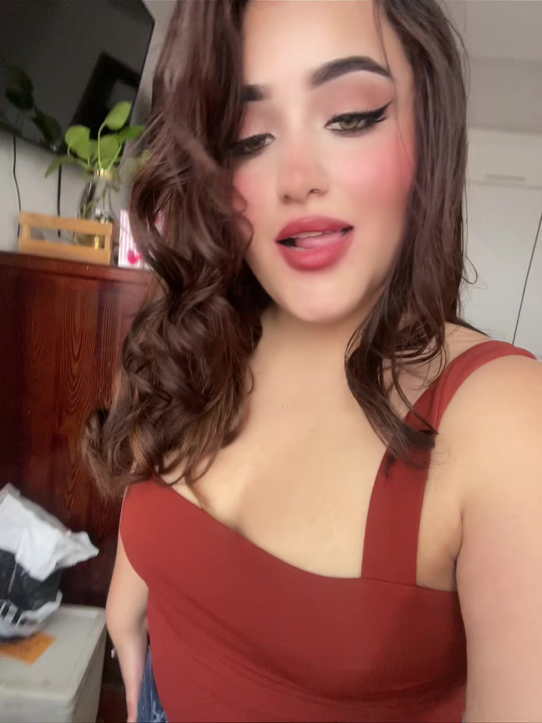 @Antonella Velasco✨🌙