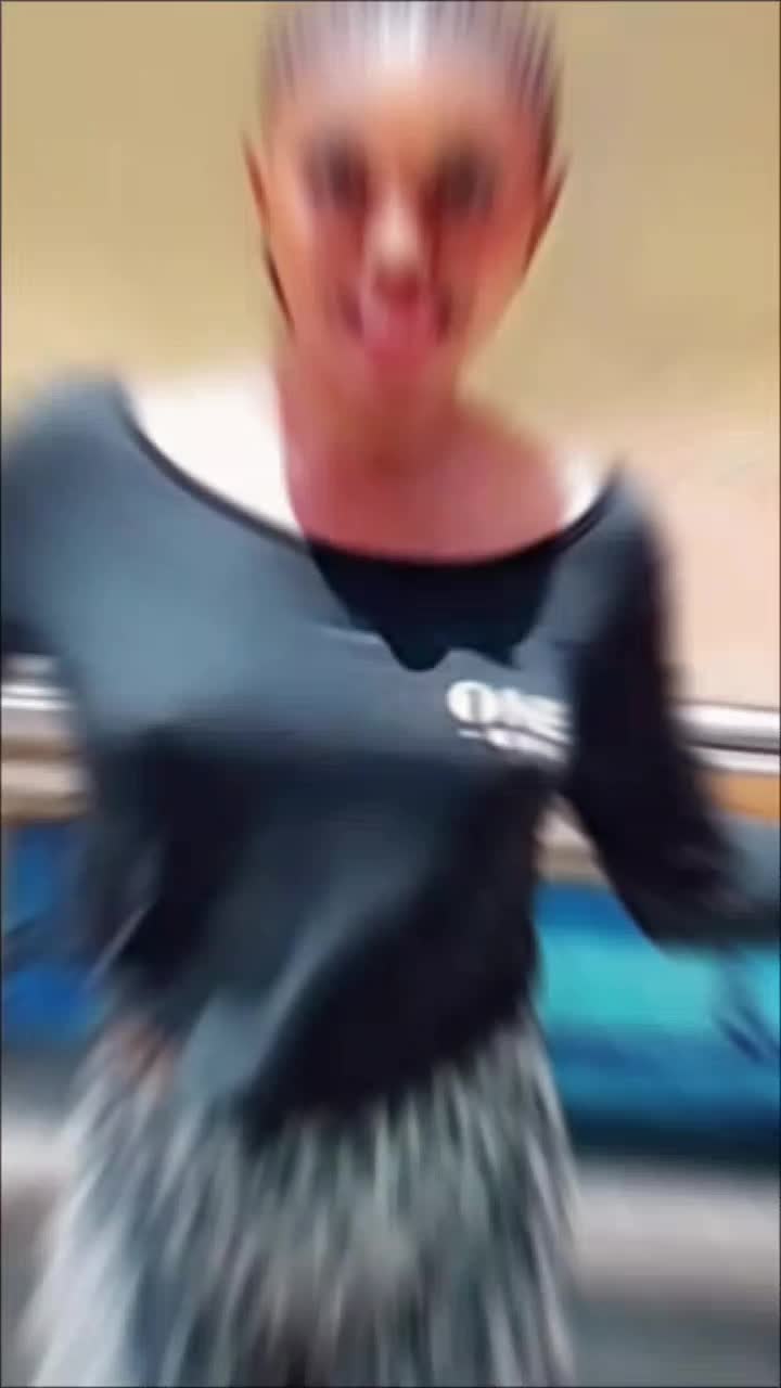 @Rita Dee