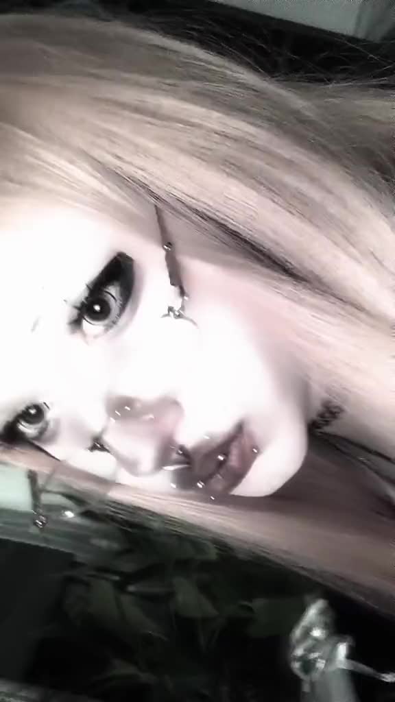 @♱ Vron ˖°🦇ִ ࣪𖤐
