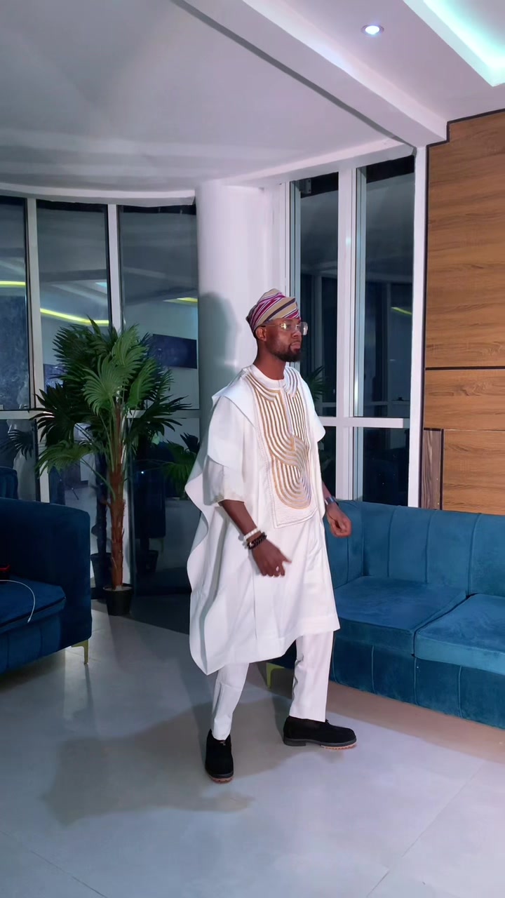 @J Martin Akwo | King Of Camer