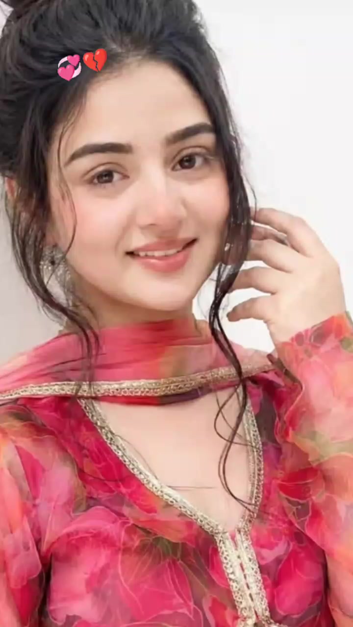 @Aria Khan