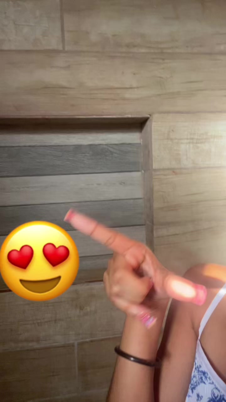@𝒞𝒶𝓁𝒾🫧🪷