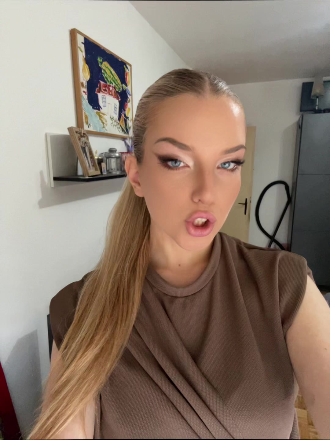 @Sara👻