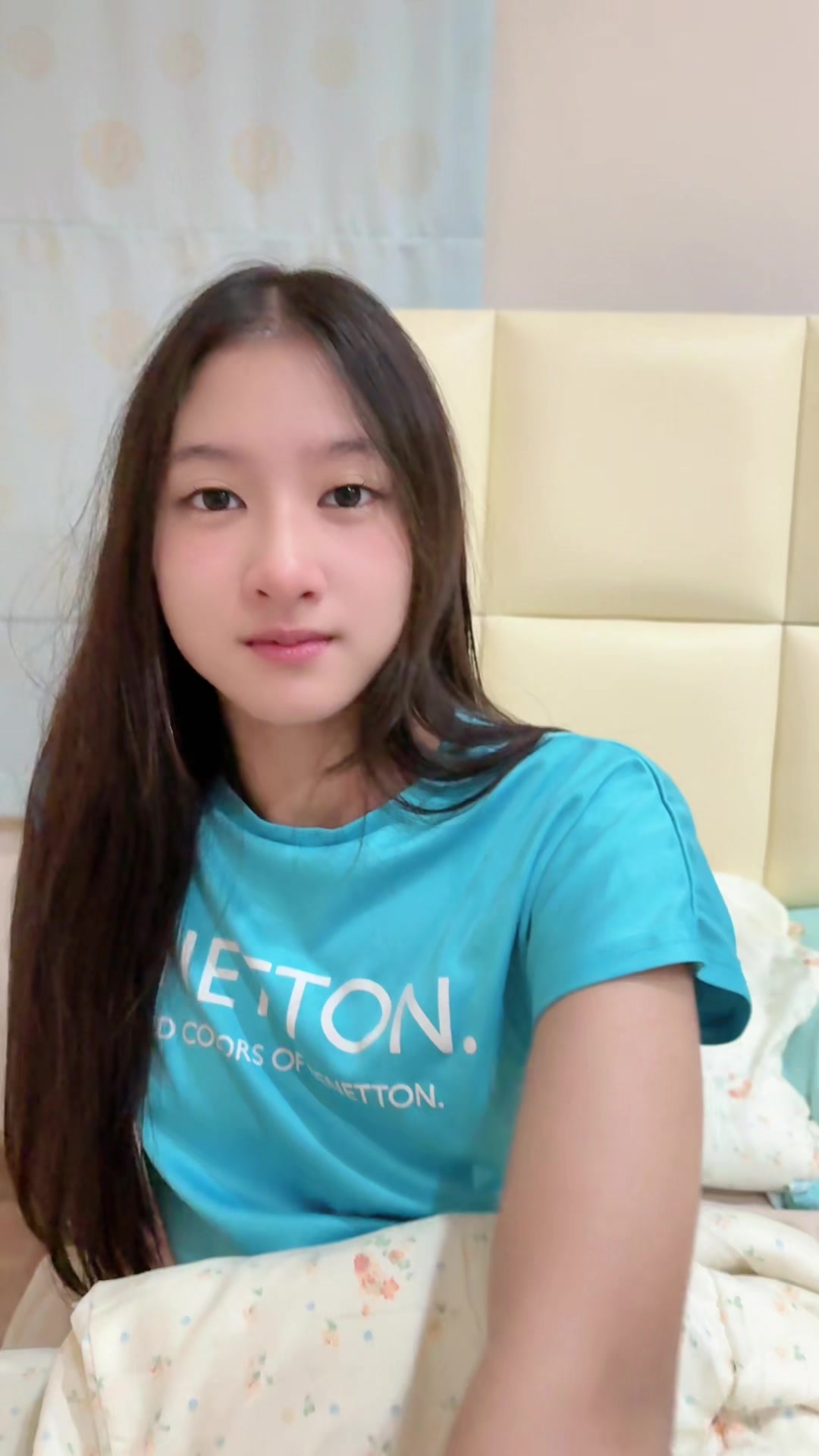 @Bee