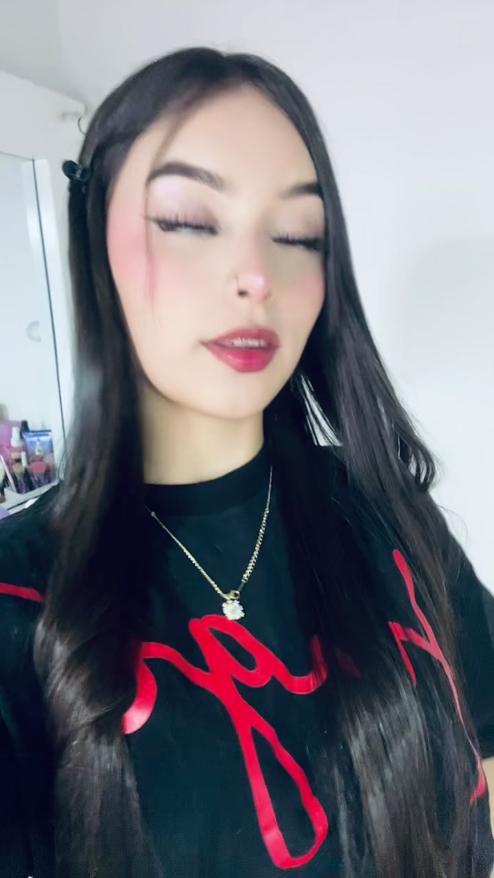 @𝒮𝑜𝘧𝑖𝑎 𝑅𝑜𝒿𝑎𝑠