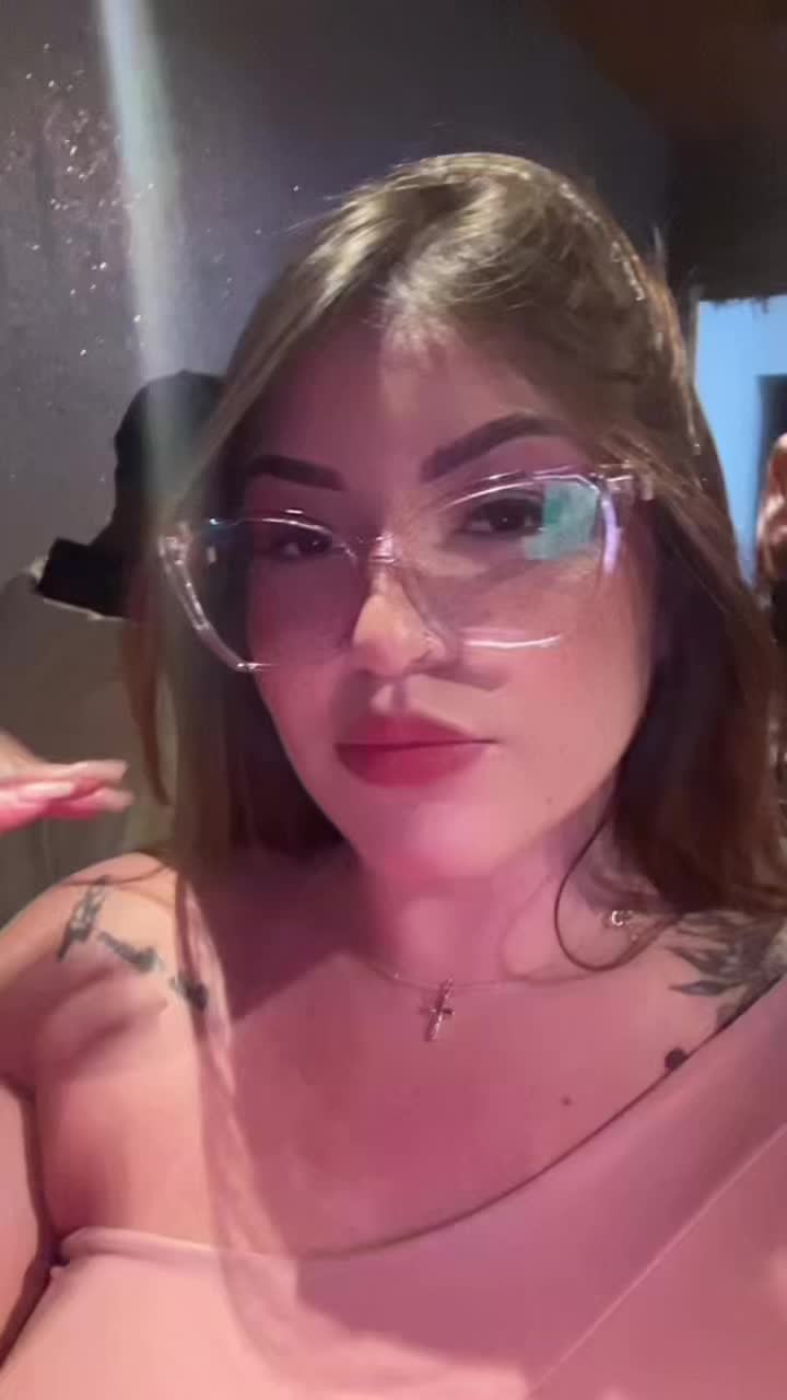 @Tayna Brazutto