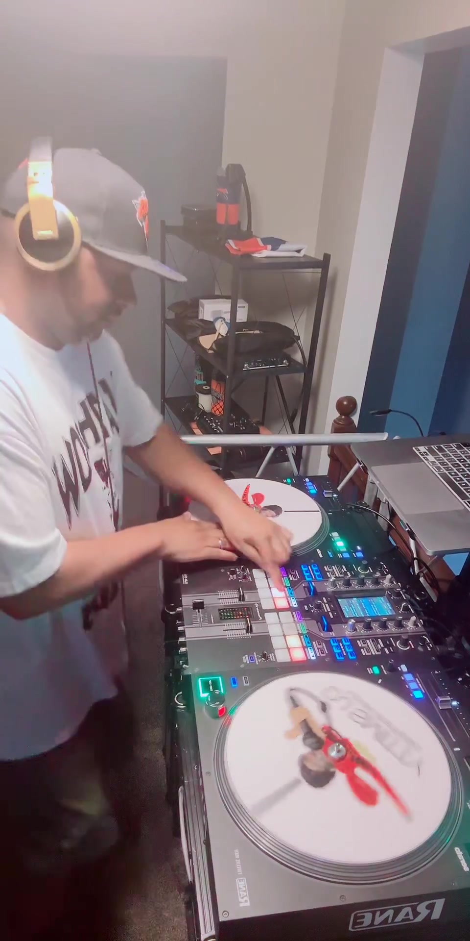 @DJ SMITTY (HBG)
