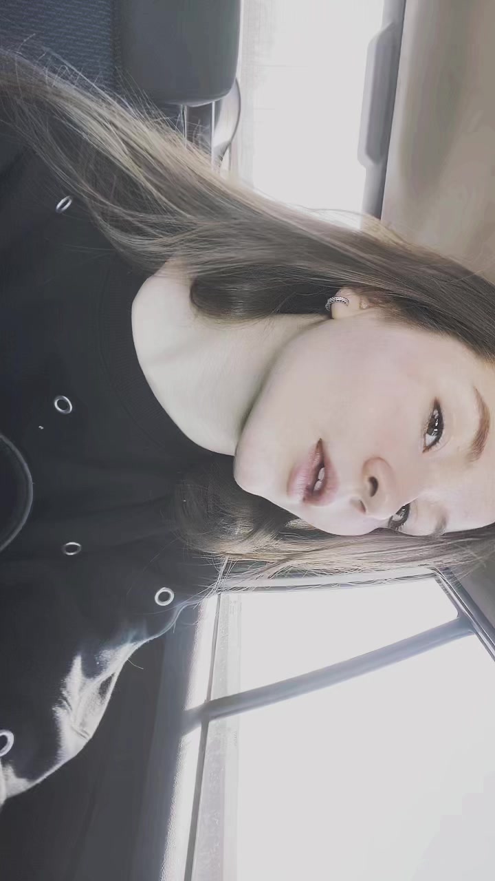 @akyllina