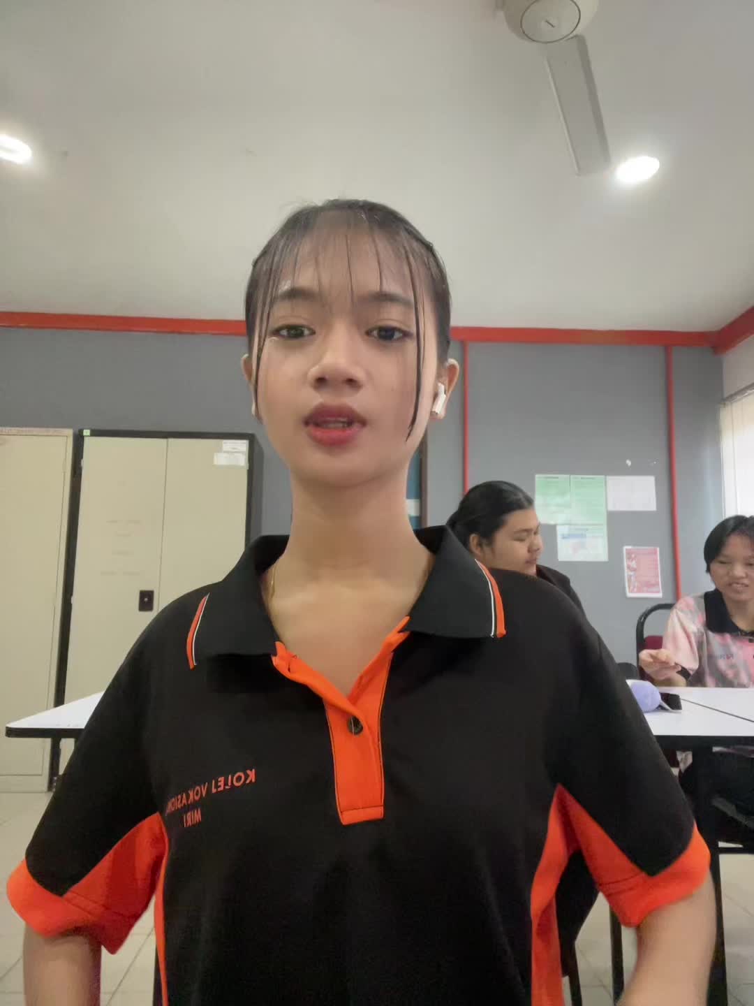 @RoNaᥫ᭡