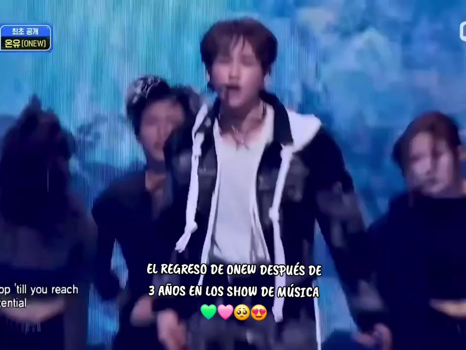 @Ƴσѕнι Ƈнσι Sнαωσℓ 💎🌸