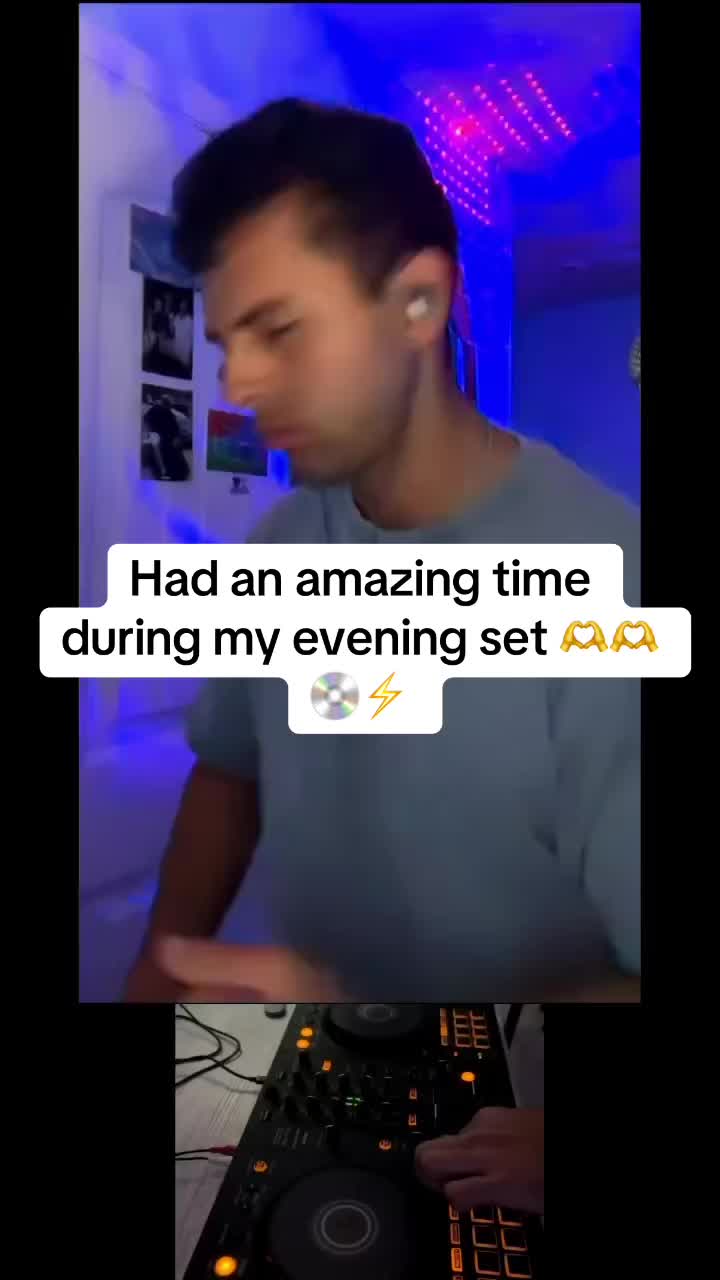 @DJ Gio 💿⚡️(Giovanni Gallarzo)