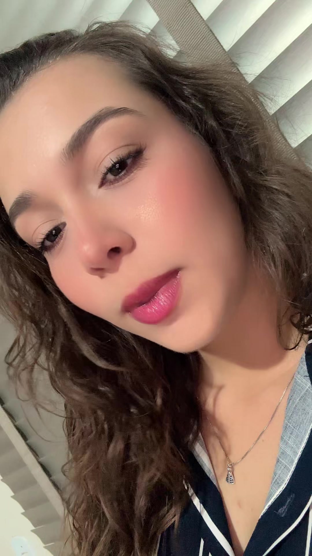 @Isabella