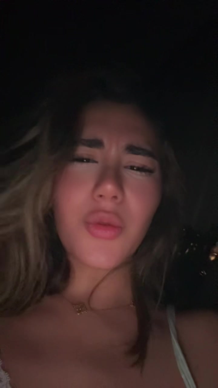 @shainashafiie