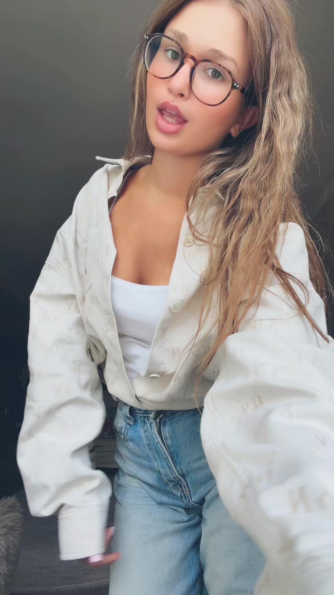 @ℒ
