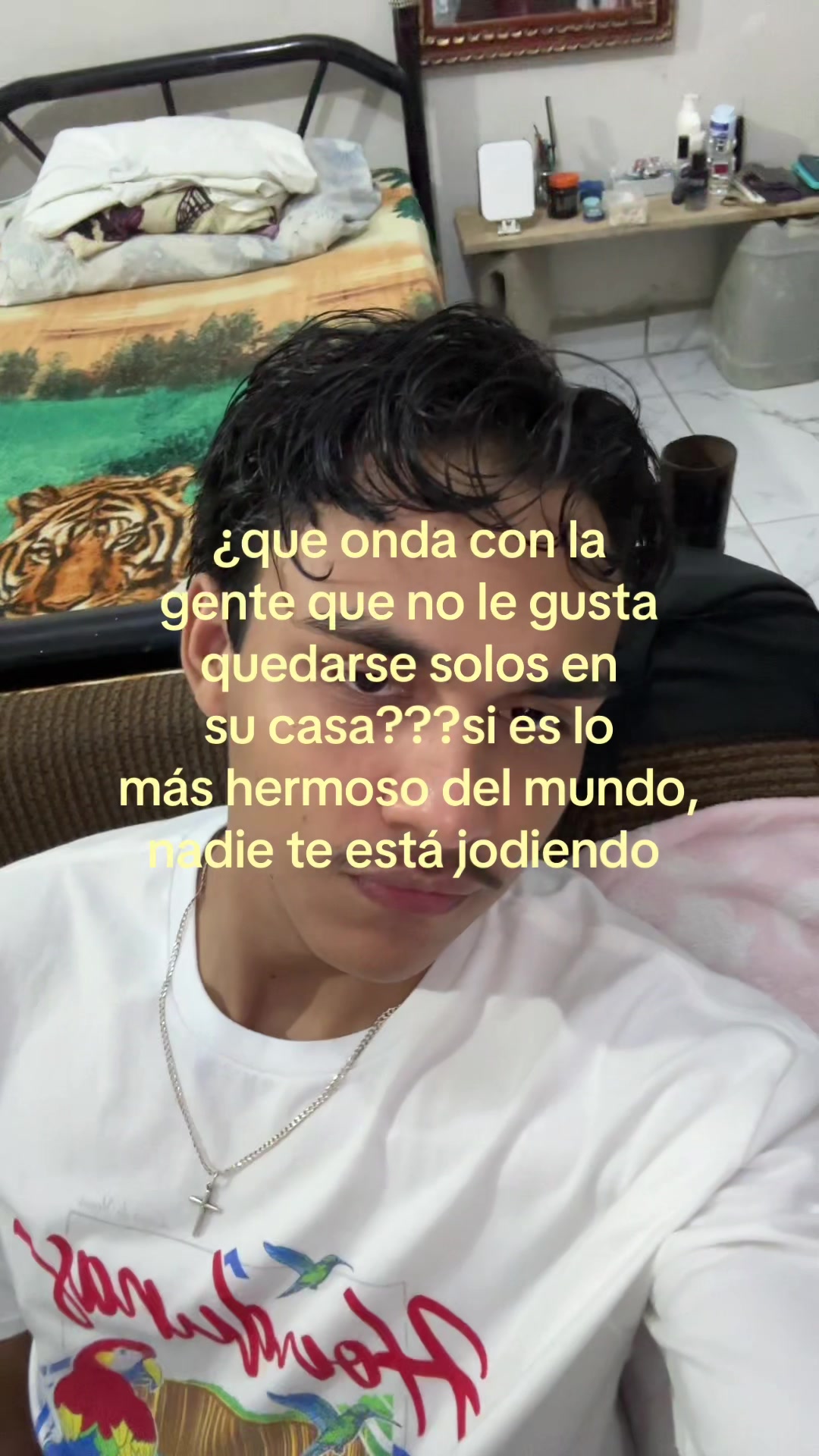 @𝐦.