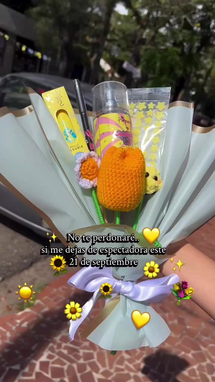 @Éclat Cosmetics