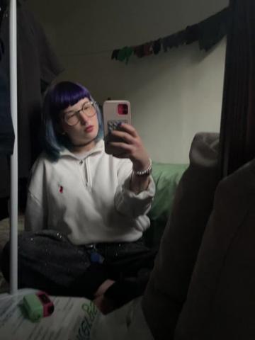 @Molli🫂