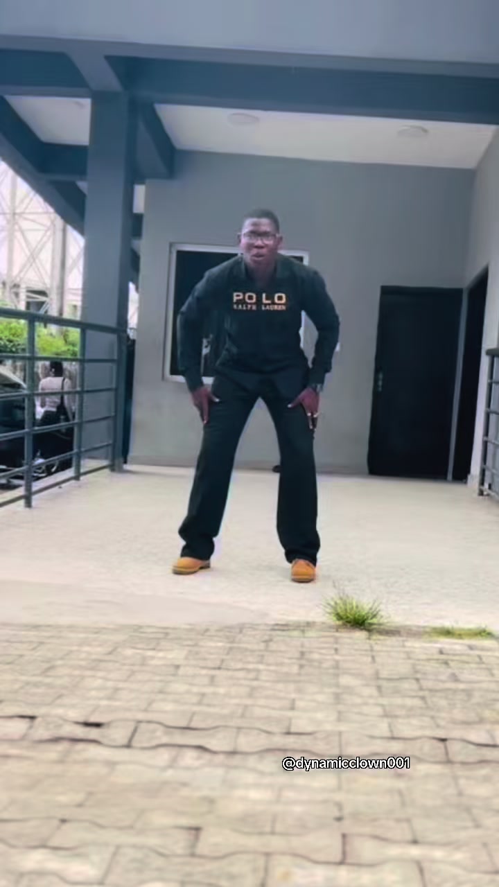 @M&Iuml;STA ONIKOYI 🇳🇬🗡️