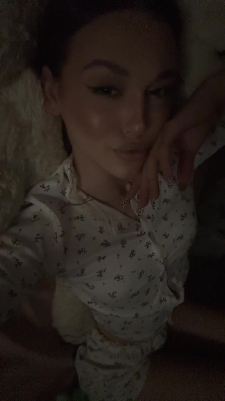 @_brunette_7777