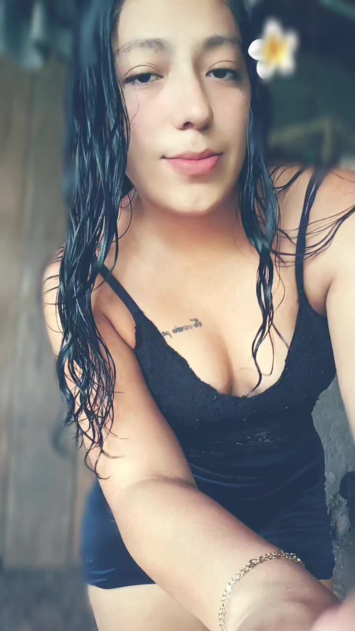 @🫅selena 👸 503✨️🇸🇻✨️