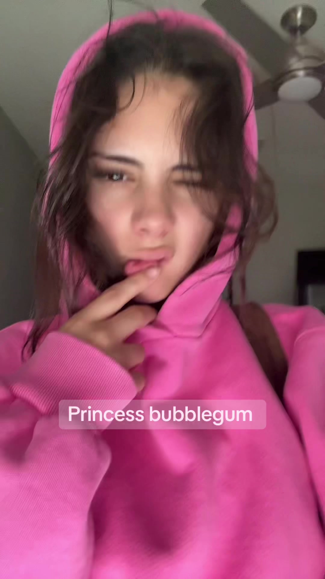 @Noa Rae