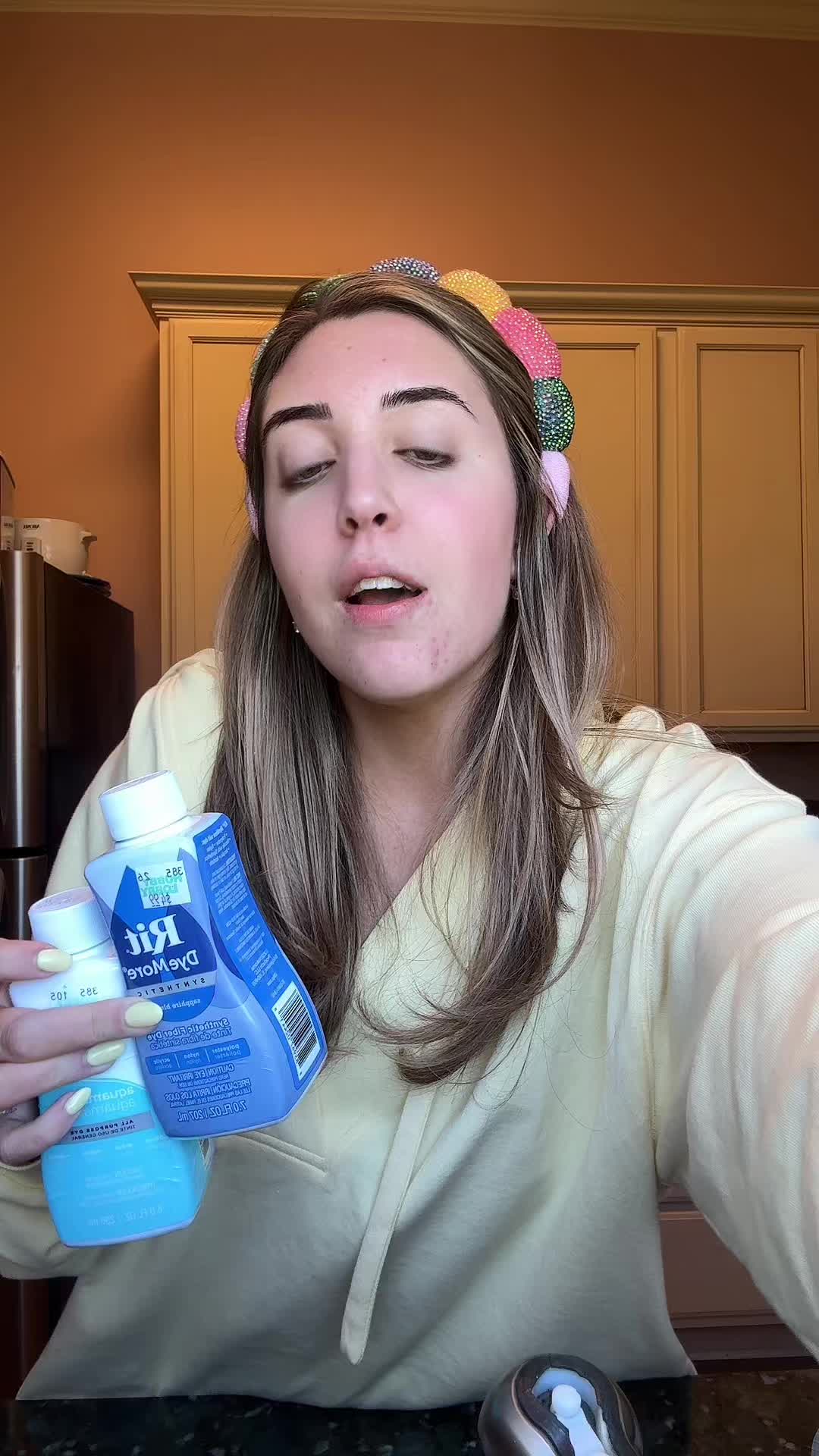 @Bella