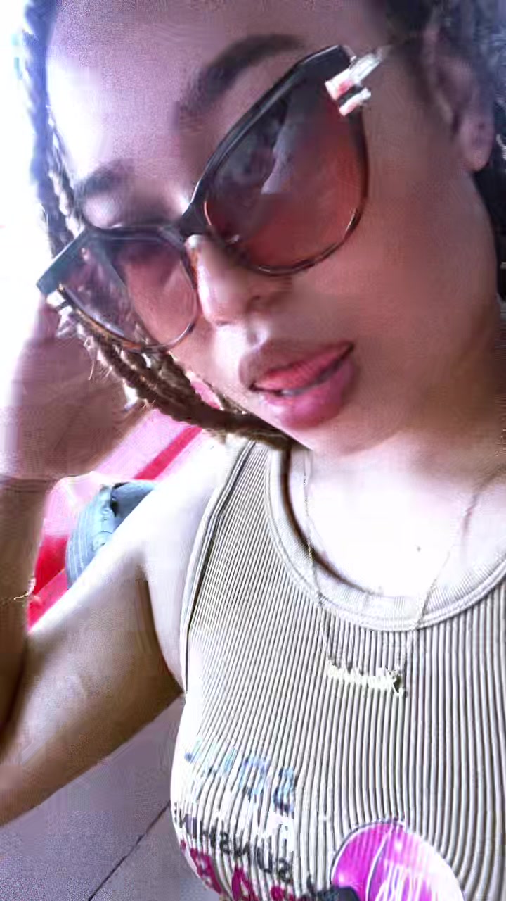 @meshaambrose
