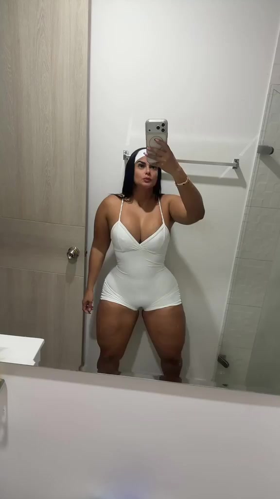 @Antonellaperlaza