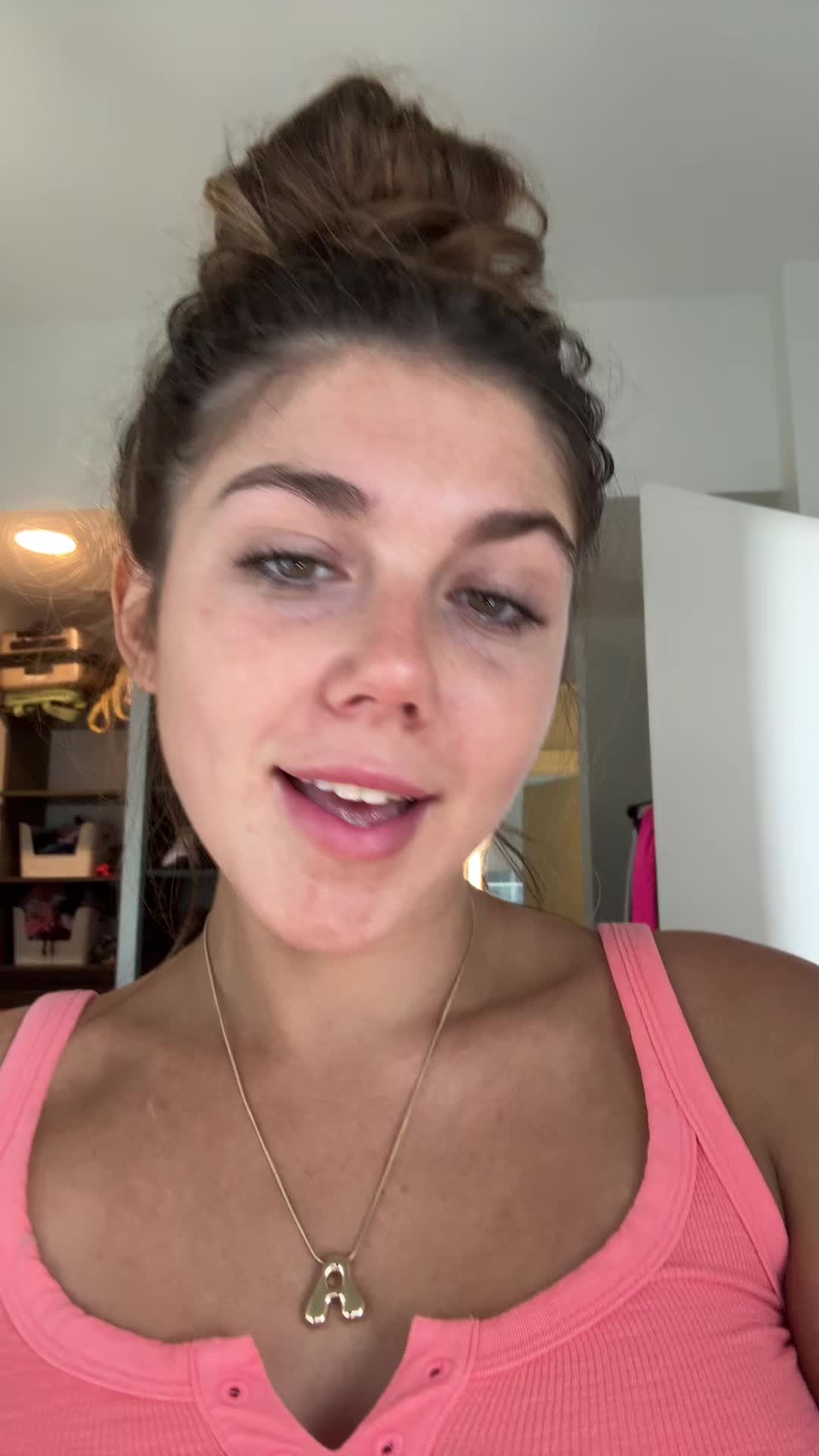@alexisaevans_