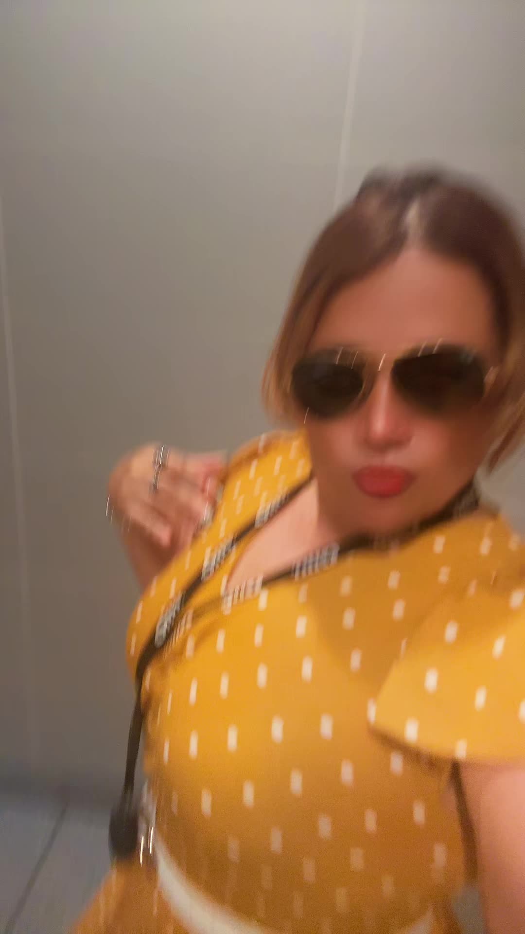 @Iliana