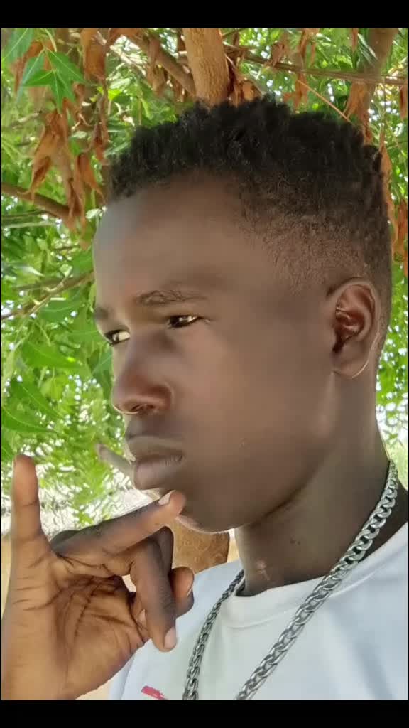 @KHIID.VYBZuser1859247129359