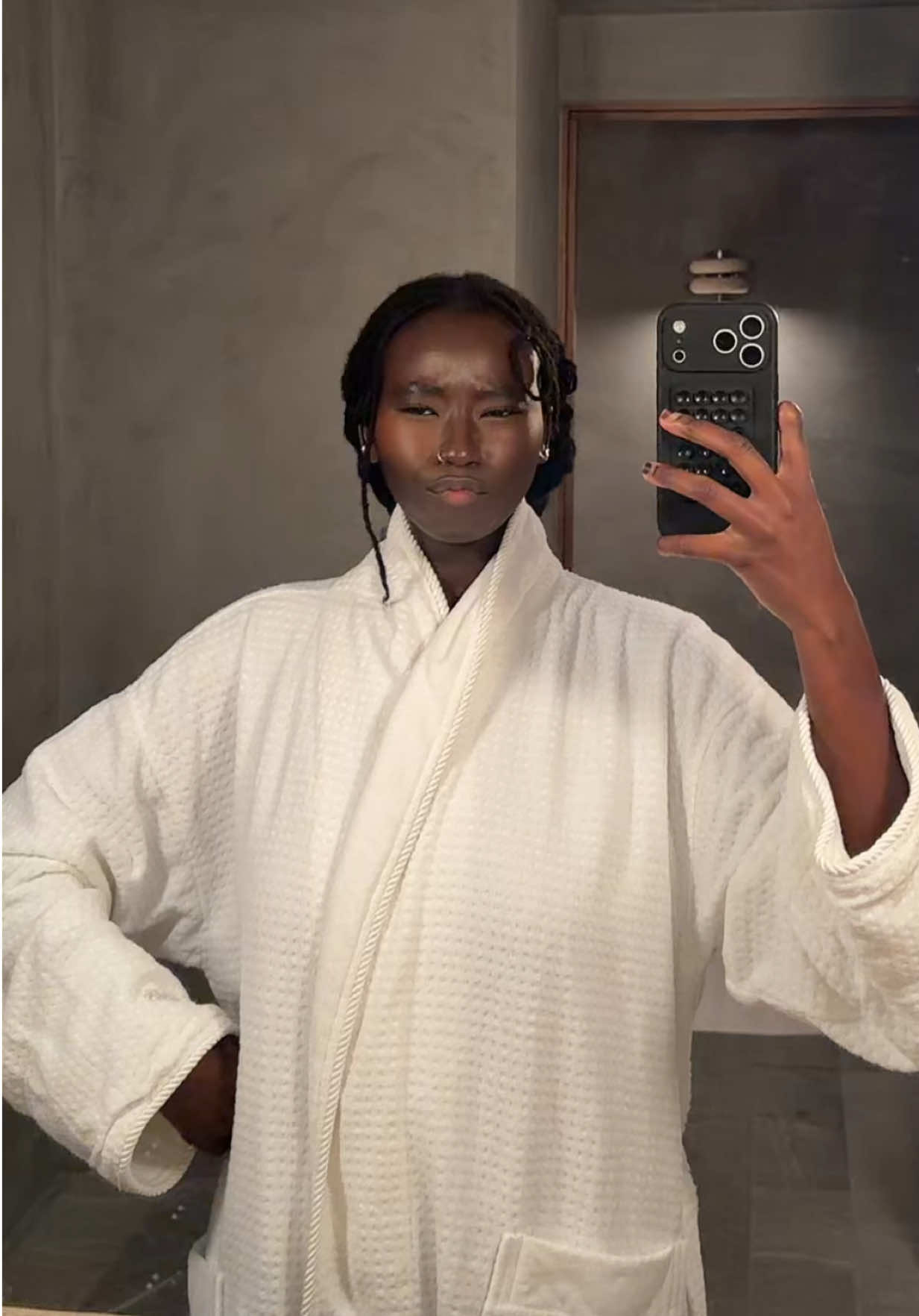 @aminata
