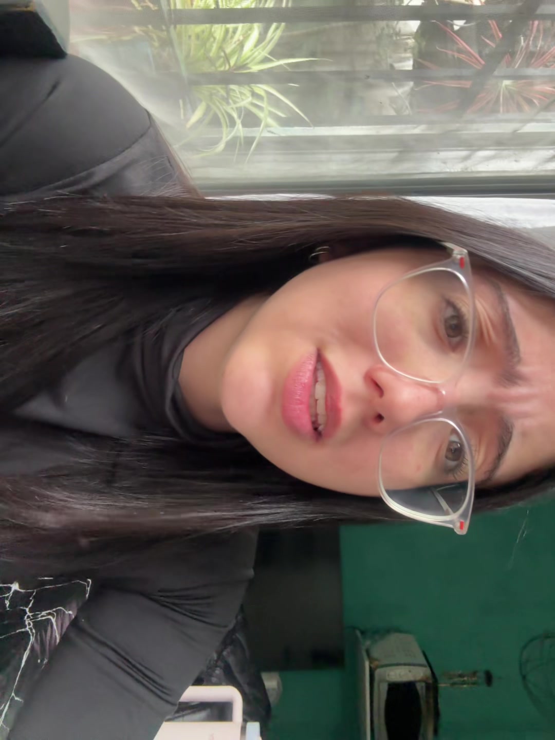 @whoisvickyy