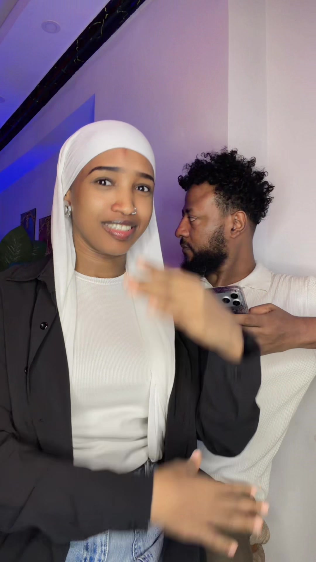 @Abdi Muktar😎