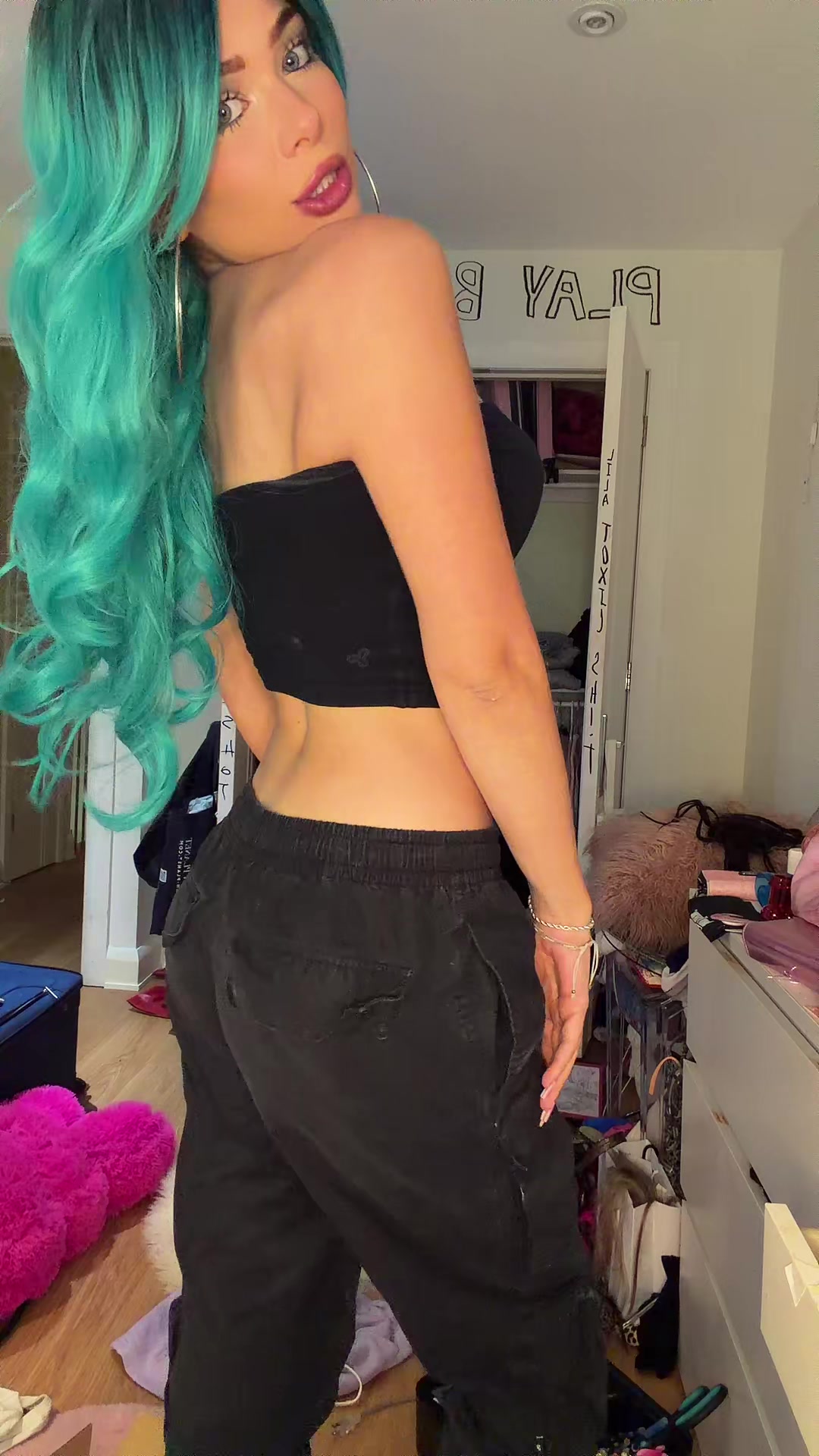 @Lilaaaaa