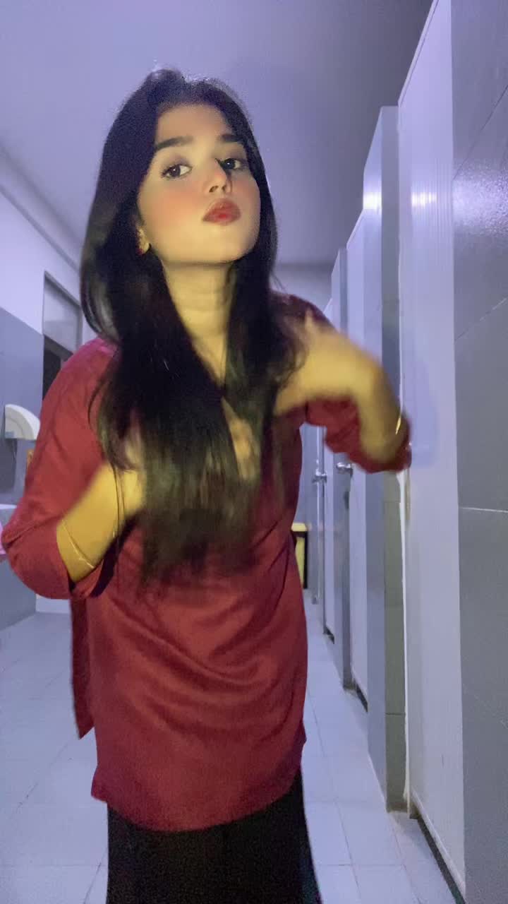 @Uzmi_sheikh112