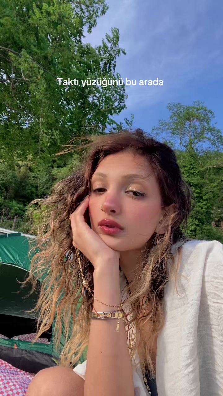 @areny.q