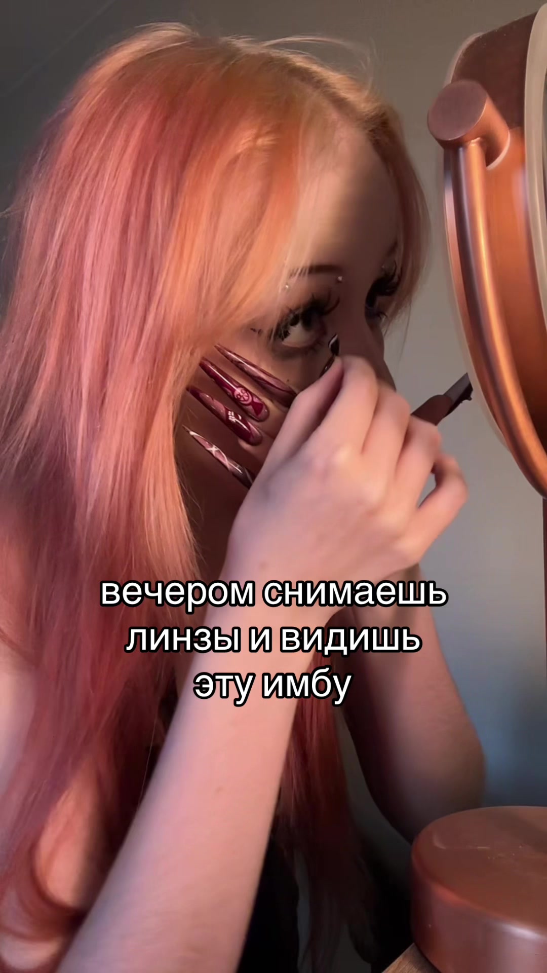@???