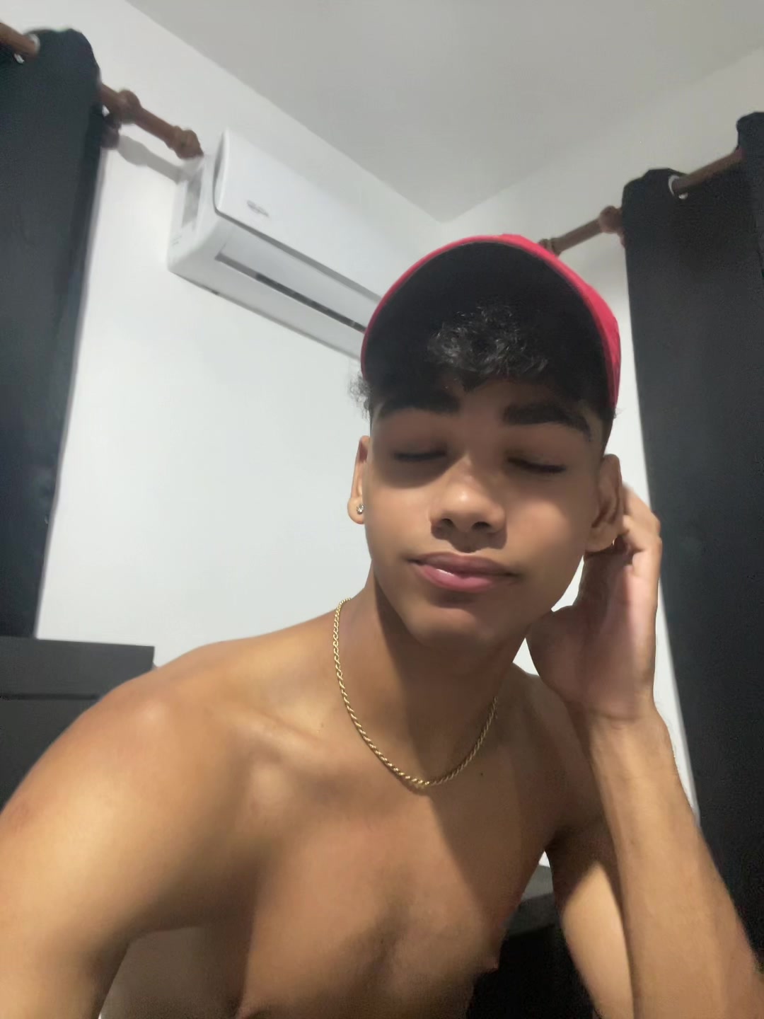 @Dani Fox 🦊