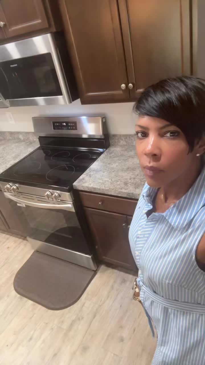 @Verenetta Johnson, REALTOR®