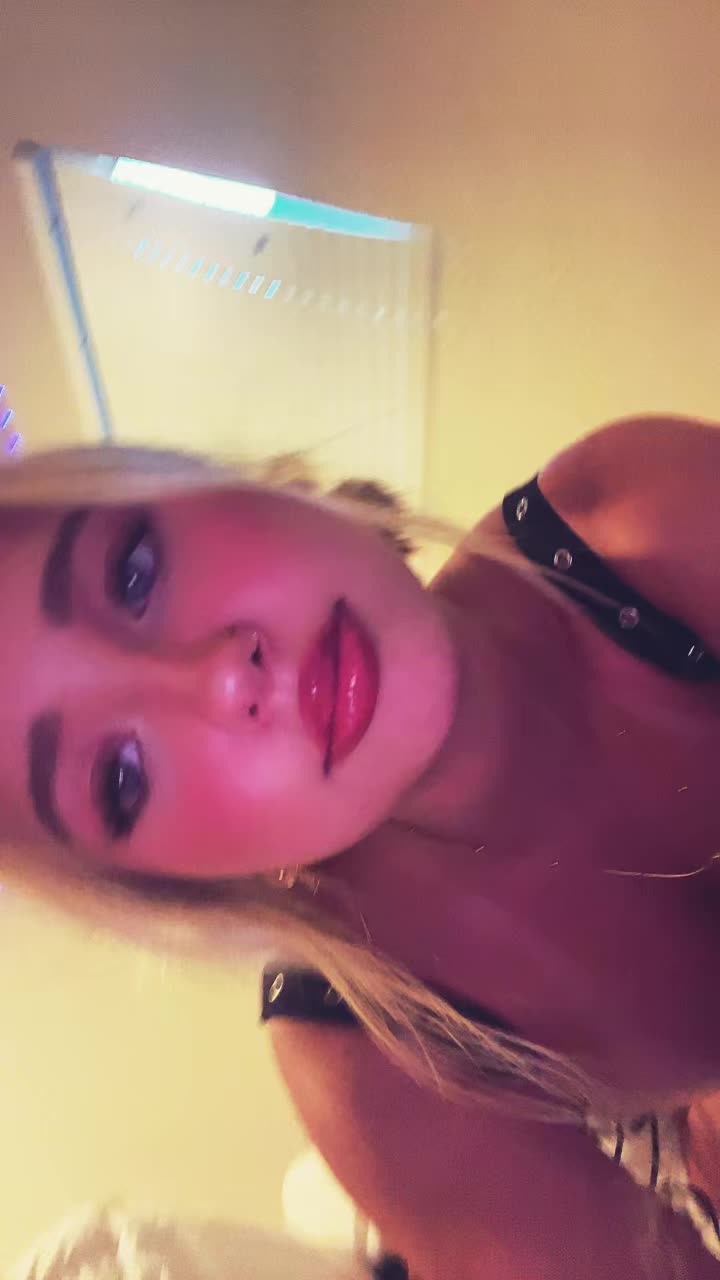 @pinkunicornglitter49