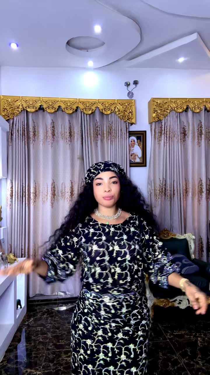 @ayoni_Gold&skincare