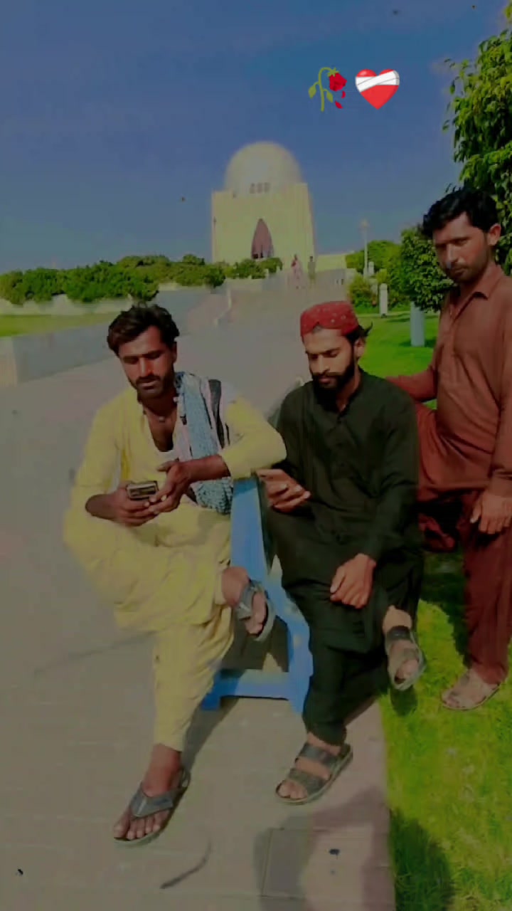 @غنم رنگ ظھیر 🥀