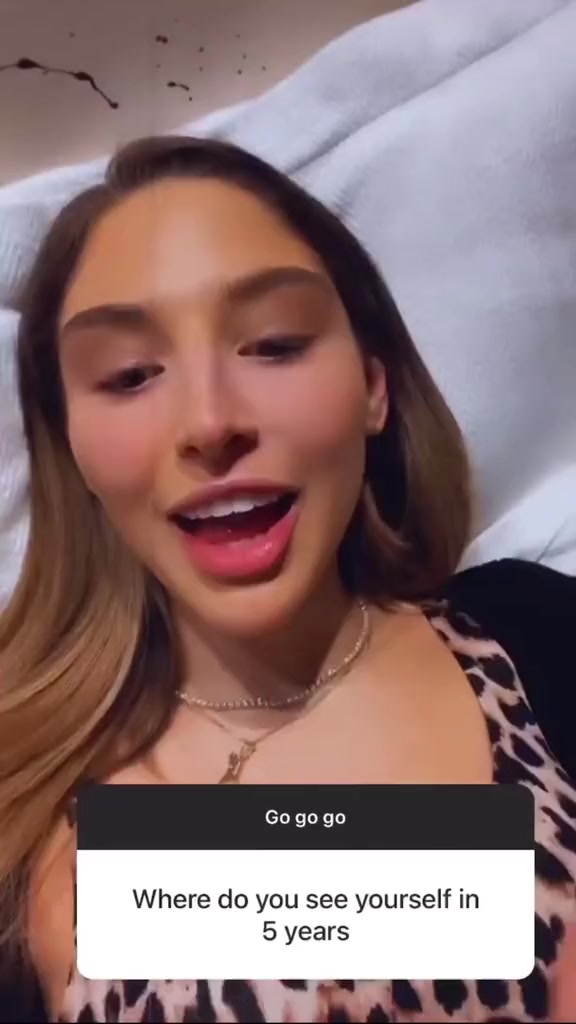 @Lana Rhoades