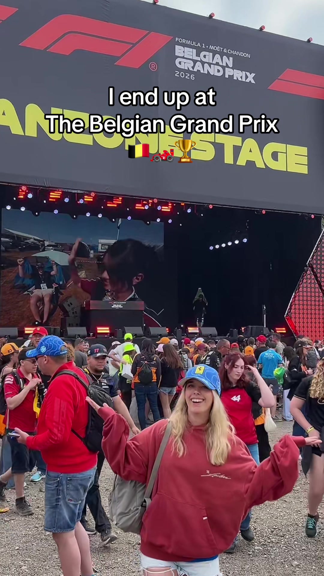 @Elineee 🏎️
