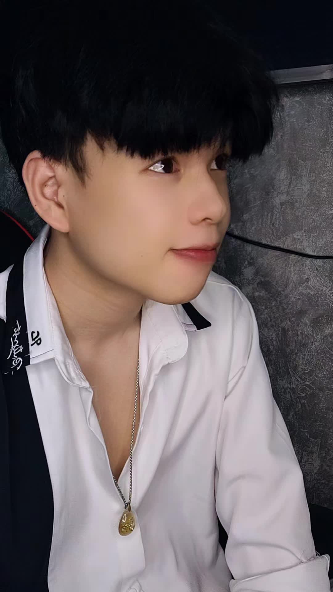 @Hoàng Văn hậu