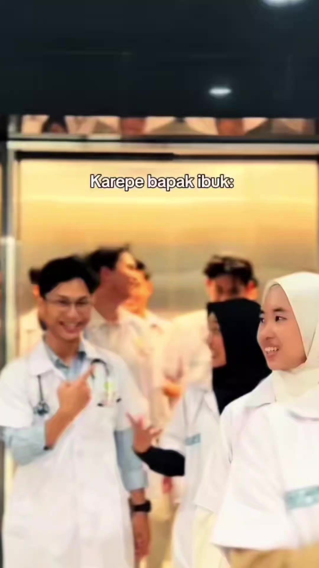 @Kartolo017