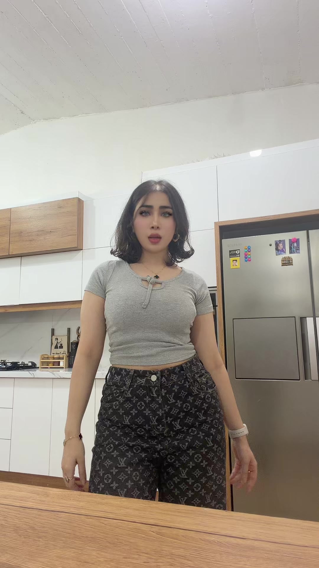 @Meysora