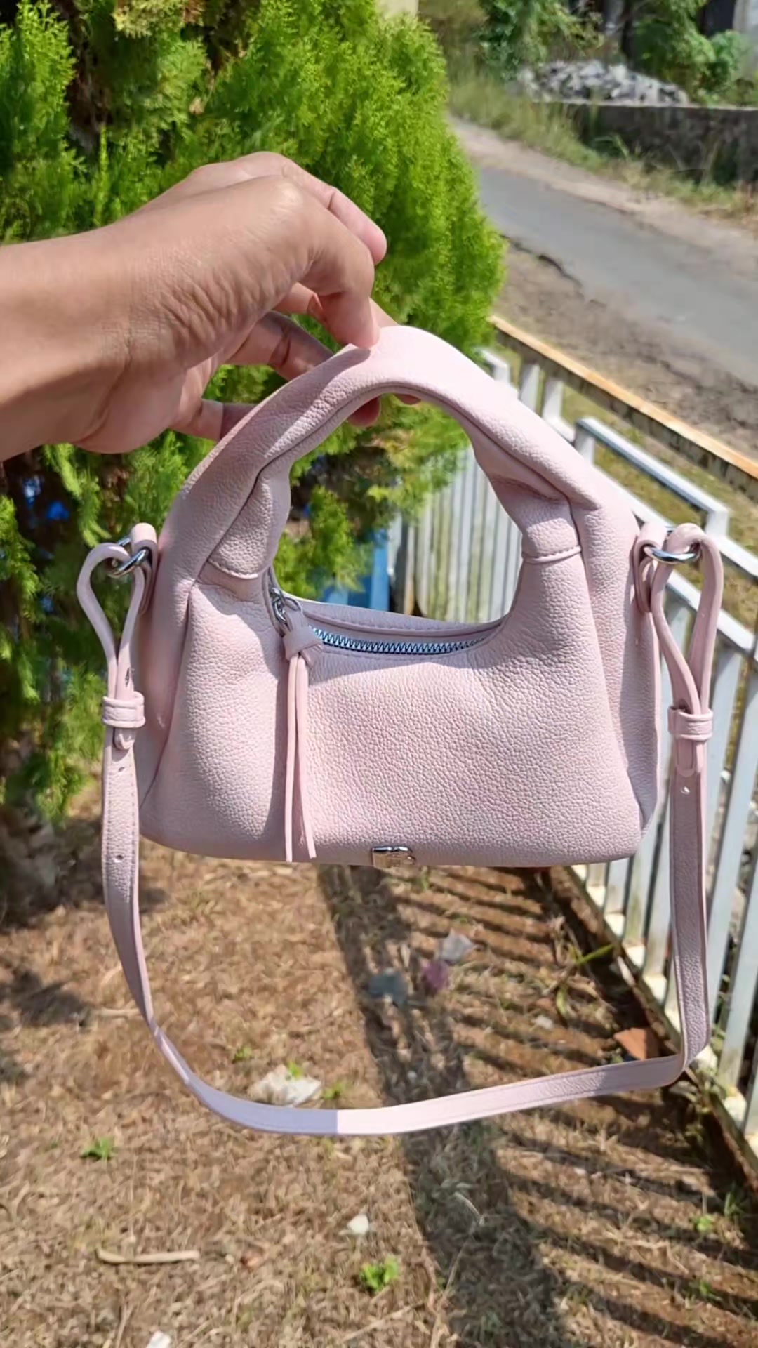 @Viora Bag