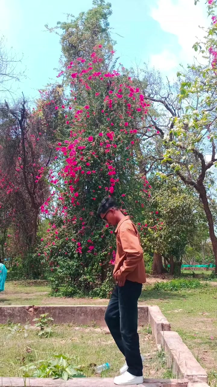 @Mr. NeeR >> ๐ทโค๏ธ